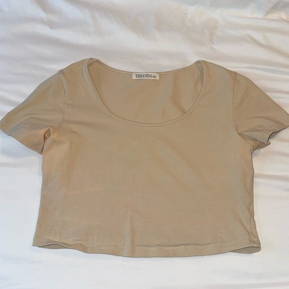 Crop Top - Picture 1 of 3